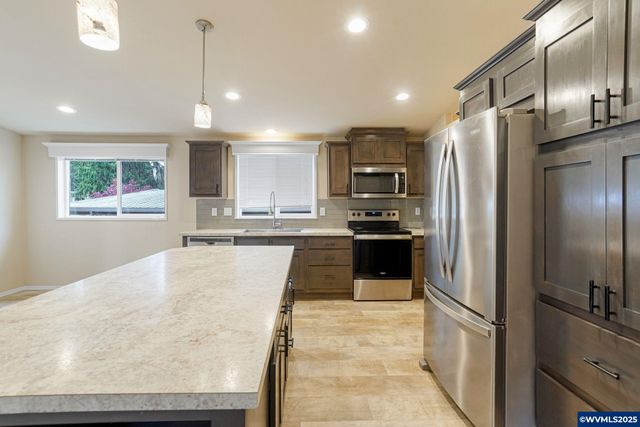 2125 Nocturne Ct SE, Salem, OR 97306