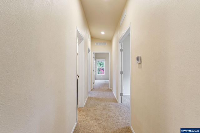 2125 Nocturne Ct SE, Salem, OR 97306