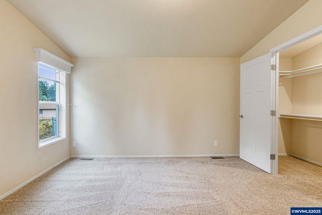 2125 Nocturne Ct SE, Salem, OR 97306