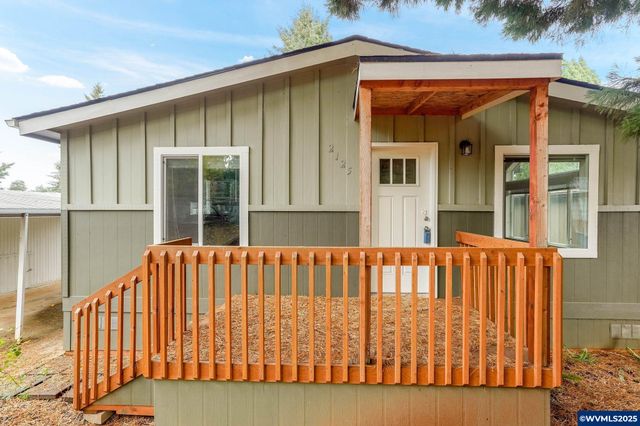 2125 Nocturne Ct SE, Salem, OR 97306