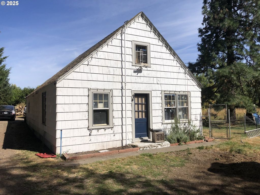 88793 TERRITORIAL Rd, Elmira, OR 97437