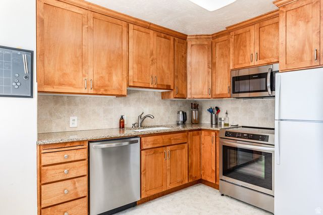 952 E 3385 S, Salt Lake City, UT 84106