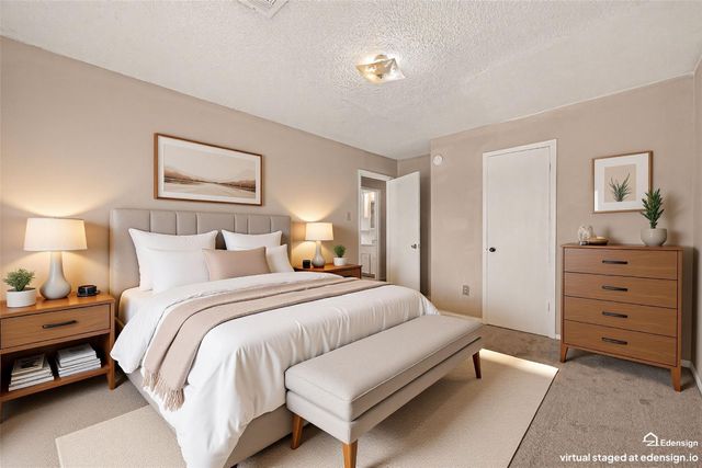 1001 N Shepherd Drive, Baytown, TX 77520