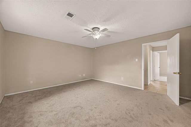 1001 N Shepherd Drive, Baytown, TX 77520