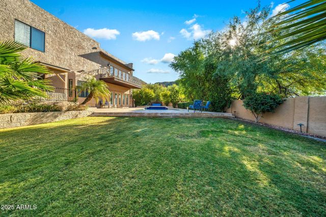 1139 E Coral Gables Drive, Phoenix, AZ 85022