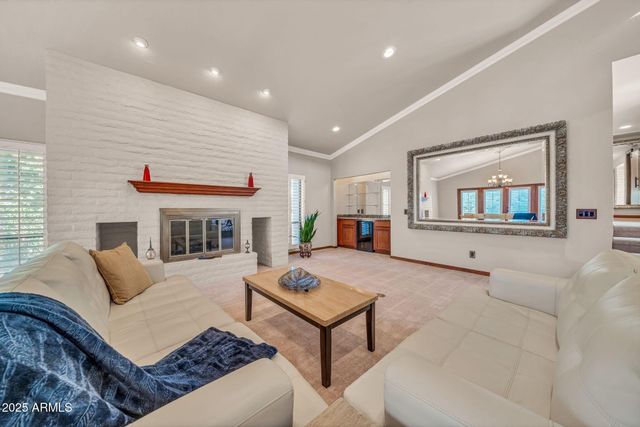 1139 E Coral Gables Drive, Phoenix, AZ 85022