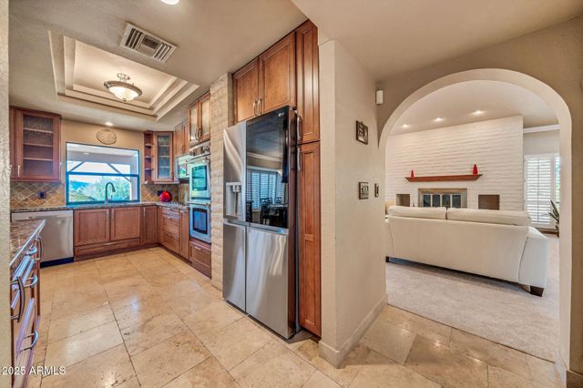 1139 E Coral Gables Drive, Phoenix, AZ 85022