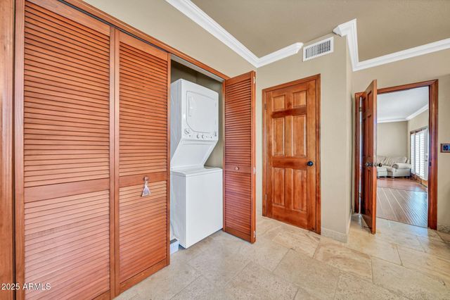 1139 E Coral Gables Drive, Phoenix, AZ 85022