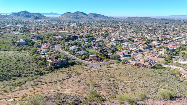 1139 E Coral Gables Drive, Phoenix, AZ 85022