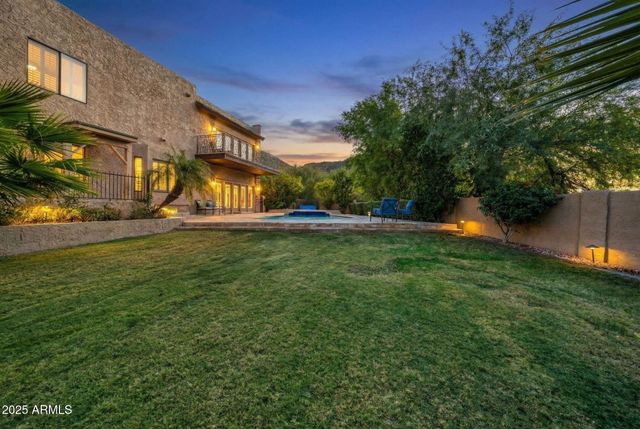 1139 E Coral Gables Drive, Phoenix, AZ 85022