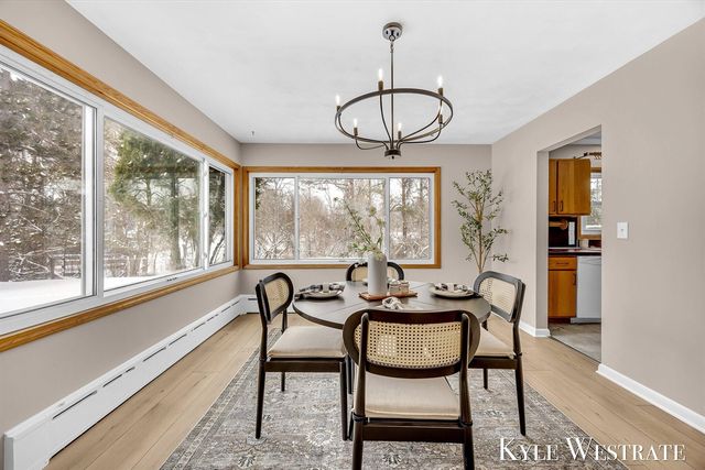 1122 W Green Street, Hastings, MI 49058