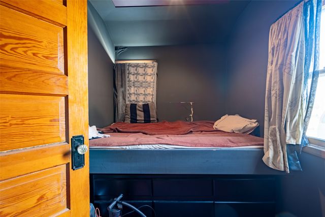 1349 De Wolf Street, Des Moines, IA 50316