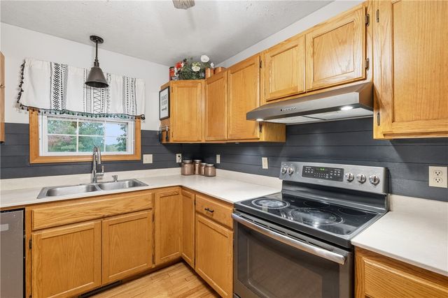 3413 Evergreen Lane, Harrison, AR 72601