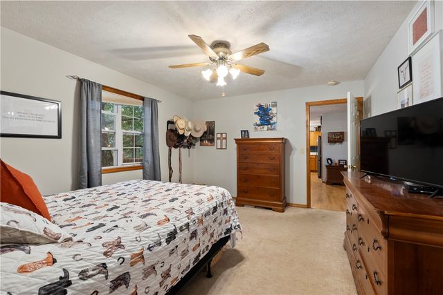 3413 Evergreen Lane, Harrison, AR 72601