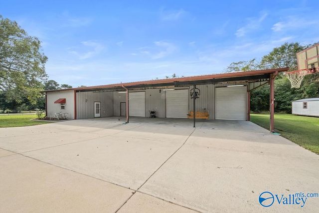 4071 Whorton Bend Road, Gadsden, AL 35901