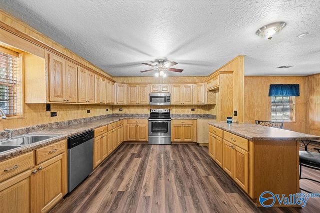 4071 Whorton Bend Road, Gadsden, AL 35901