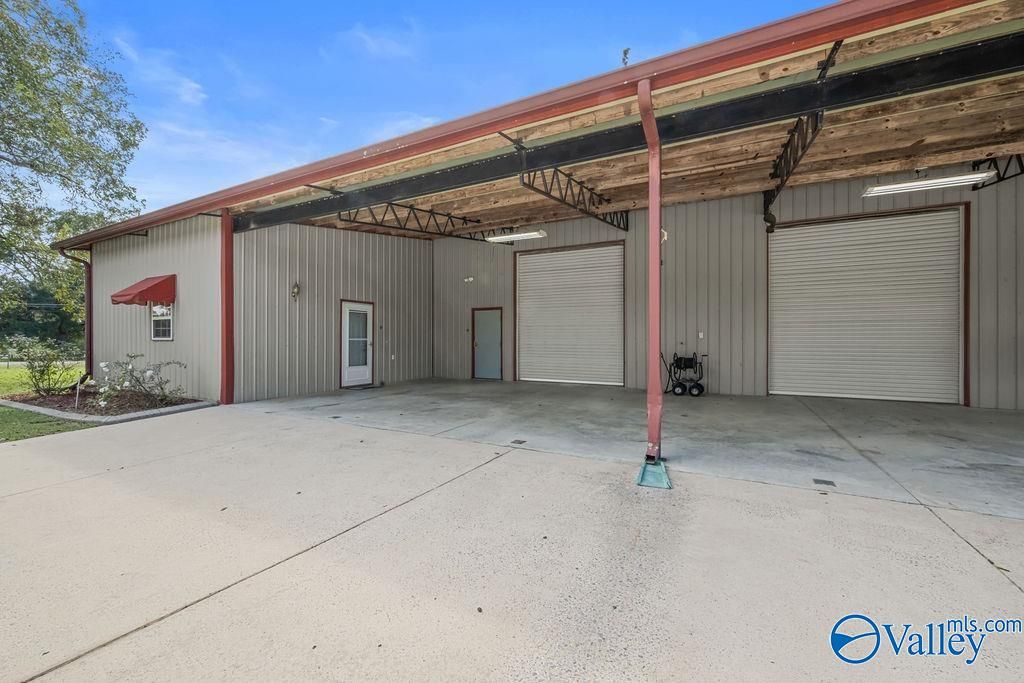 4071 Whorton Bend Road, Gadsden, AL 35901