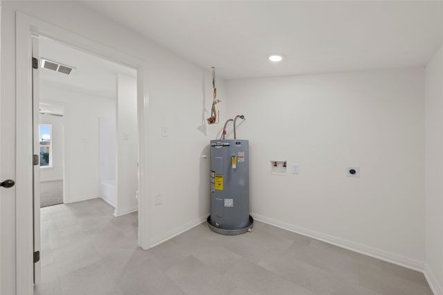 1104 W 10th Street, Mcgregor, TX 76657