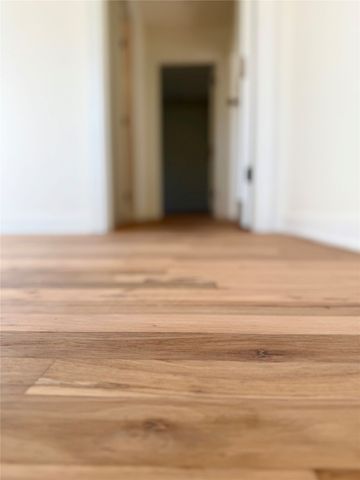 1104 W 10th Street, Mcgregor, TX 76657