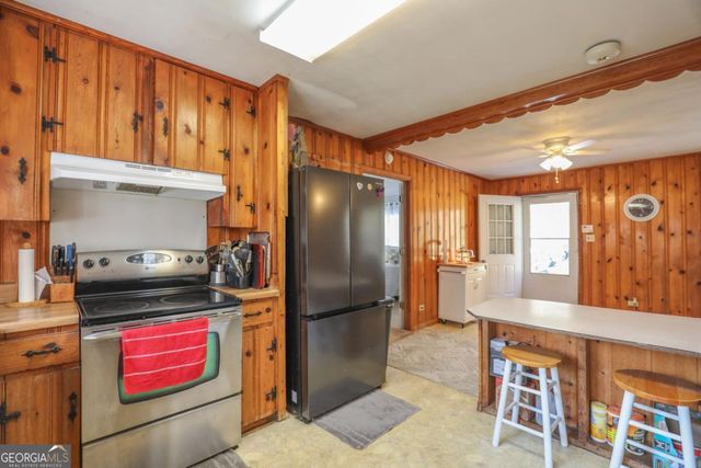 126 Brookwood Drive, Irwinton, GA 31042