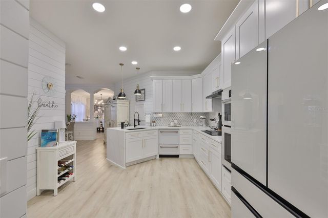 3502 CHAPEL CREEK CIRCLE, Wesley Chapel, FL 33544