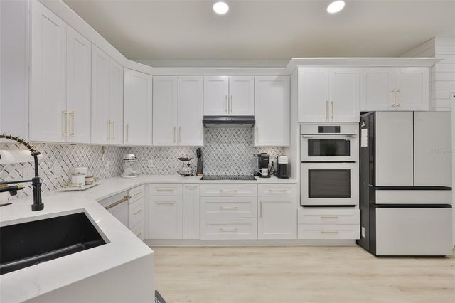 3502 CHAPEL CREEK CIRCLE, Wesley Chapel, FL 33544