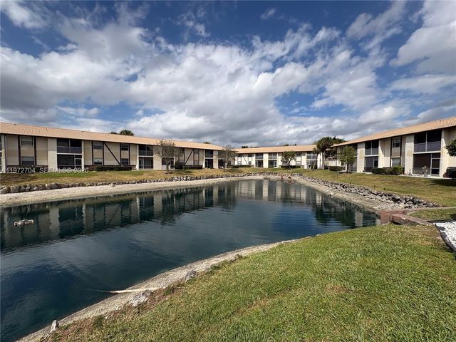 2391 NW 89th Dr 404, Coral Springs, FL 33065