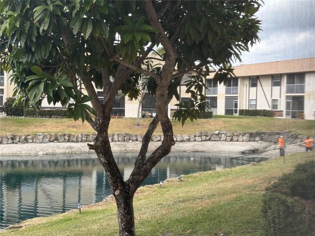 2391 NW 89th Dr 404, Coral Springs, FL 33065