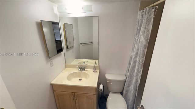 2391 NW 89th Dr 404, Coral Springs, FL 33065