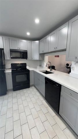 2391 NW 89th Dr 404, Coral Springs, FL 33065