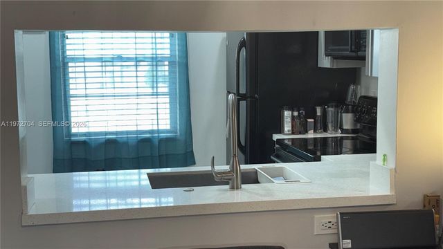 2391 NW 89th Dr 404, Coral Springs, FL 33065