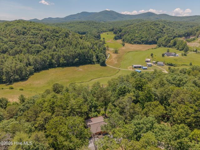 34 Hardwood Trail, Murphy, NC 28906