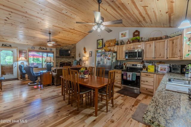 34 Hardwood Trail, Murphy, NC 28906