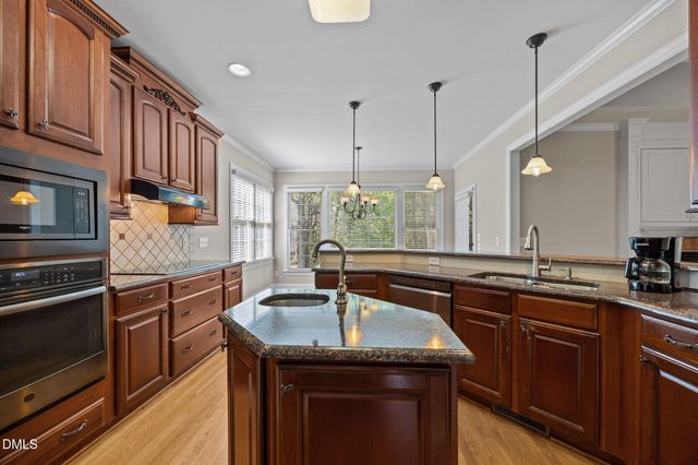 8401 Chelridge Drive, Wake Forest, NC 27587