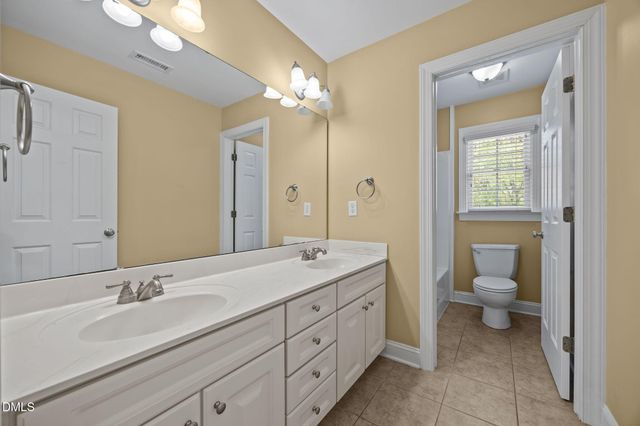 8401 Chelridge Drive, Wake Forest, NC 27587