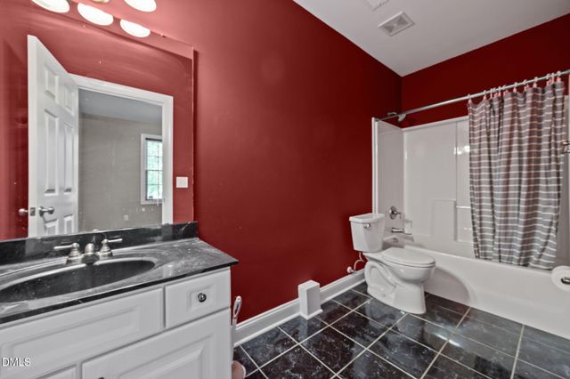 8401 Chelridge Drive, Wake Forest, NC 27587