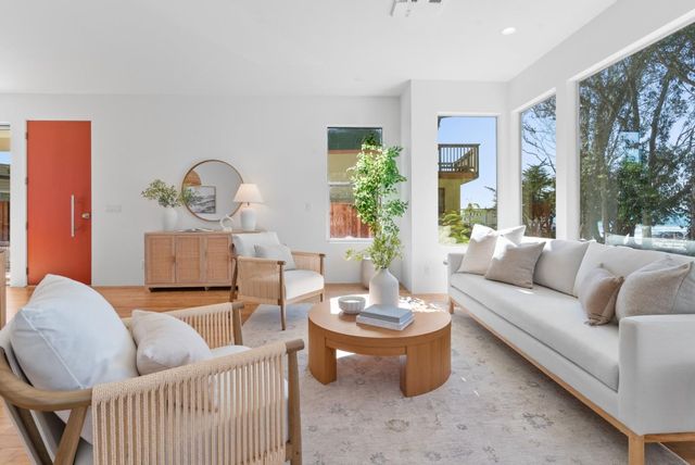 30 Ryans Way, Santa Cruz, CA 95062