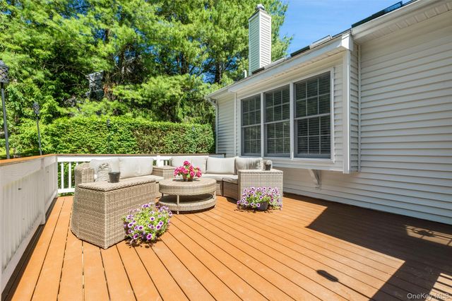 1 Hyatt Lane, Somers, NY 10589