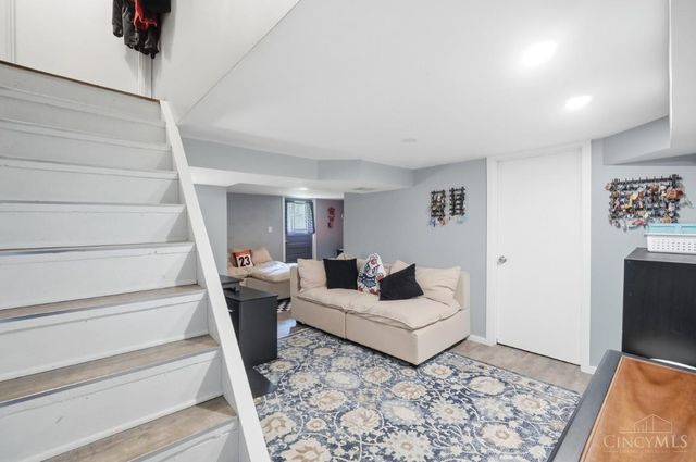 6009 Lockard Avenue, Cincinnati, OH 45230