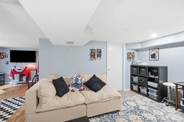 6009 Lockard Avenue, Cincinnati, OH 45230