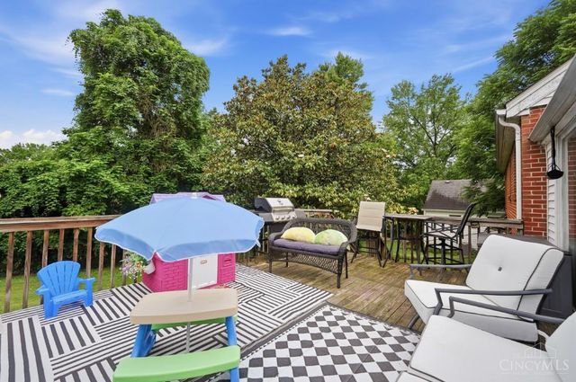 6009 Lockard Avenue, Cincinnati, OH 45230