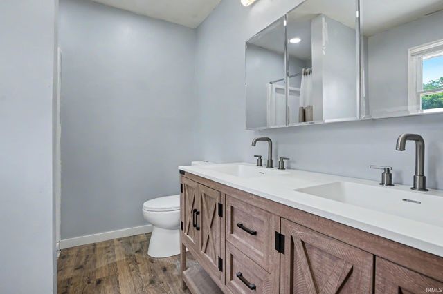 55127 Buckeye Road, Osceola, IN 46561