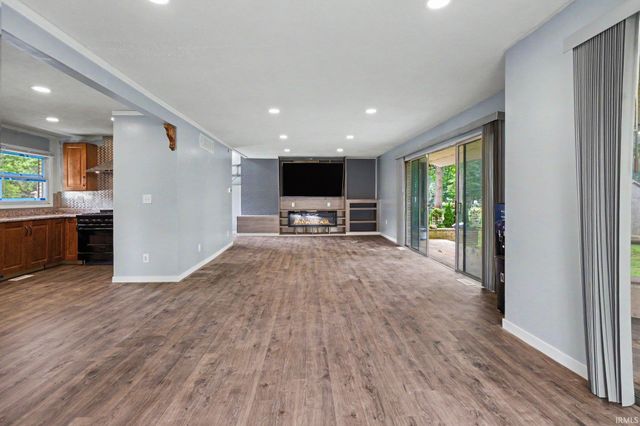55127 Buckeye Road, Osceola, IN 46561