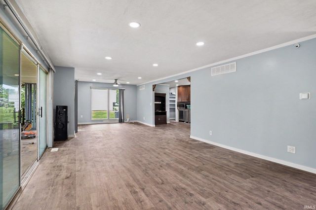 55127 Buckeye Road, Osceola, IN 46561
