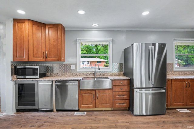 55127 Buckeye Road, Osceola, IN 46561