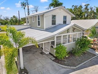 60 BRADEN CASTLE DRIVE, Bradenton, FL 34208
