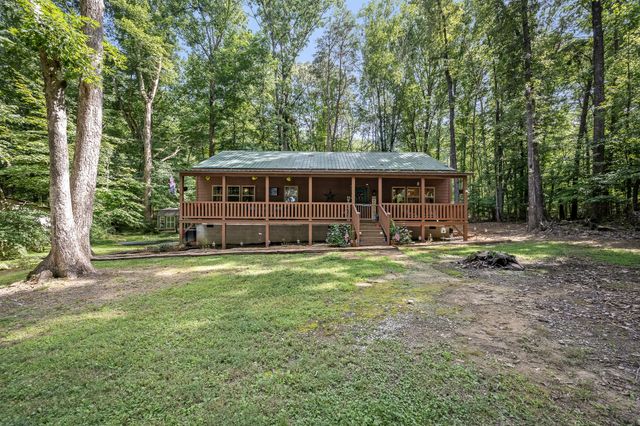 569 Haynes Rd, Sewanee, TN 37375
