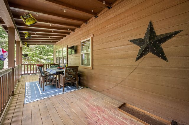 569 Haynes Rd, Sewanee, TN 37375