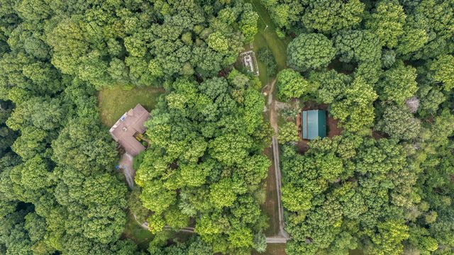 569 Haynes Rd, Sewanee, TN 37375