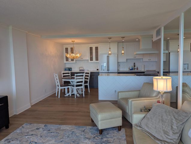 2121 N Ocean Boulevard 1006e, Boca Raton, FL 33431